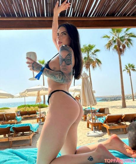 Kauani nude leaked OnlyFans photo #9
