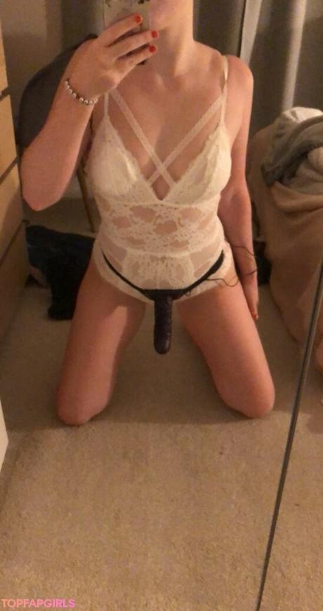 Chloe nude leaked OnlyFans photo #38