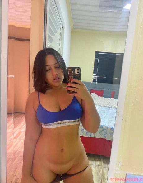 Beatriz nude leaked OnlyFans photo #7
