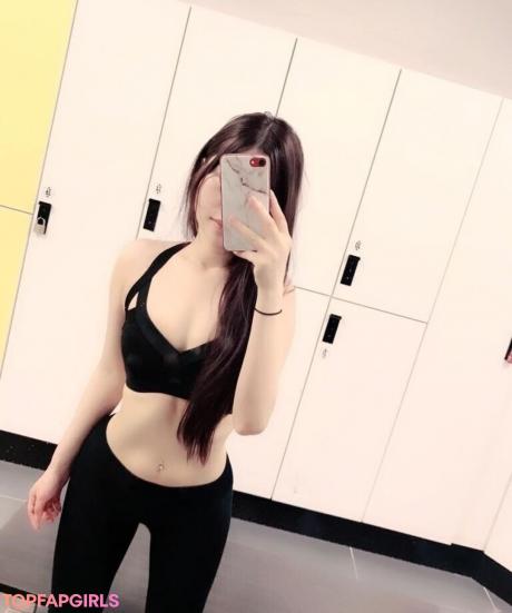 Vivika nude leaked OnlyFans photo #13