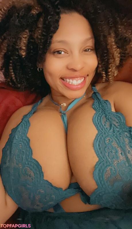GoldenJans nude leaked OnlyFans photo #7