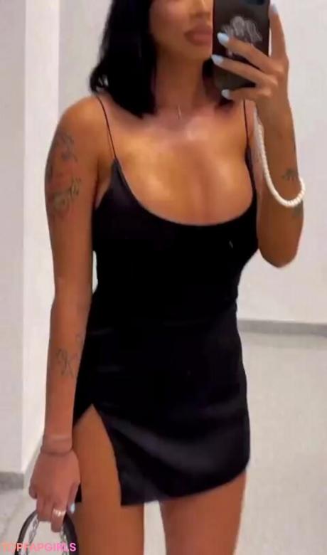 Ralucaerr nude leaked OnlyFans photo #2