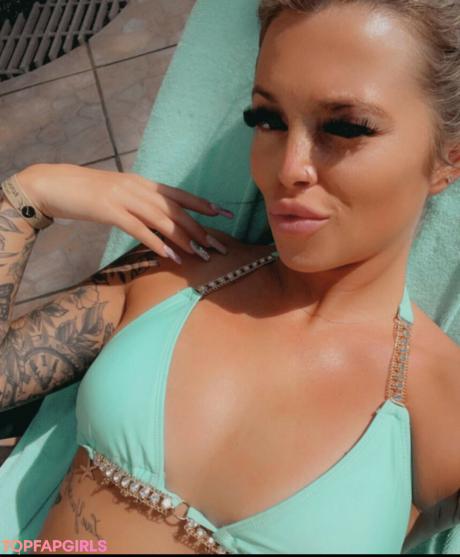 Blondebombshell383 nude leaked OnlyFans photo #6