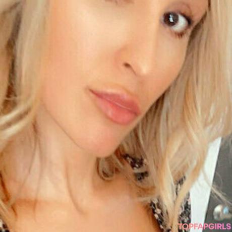 Allieraetv nude leaked OnlyFans photo #21