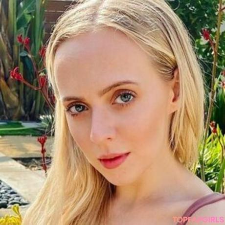 Madilyn nude leaked OnlyFans photo #16