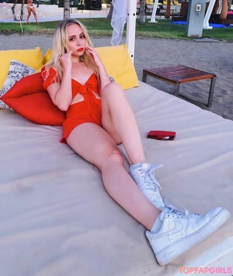 Madilyn nude leaked OnlyFans photo #20