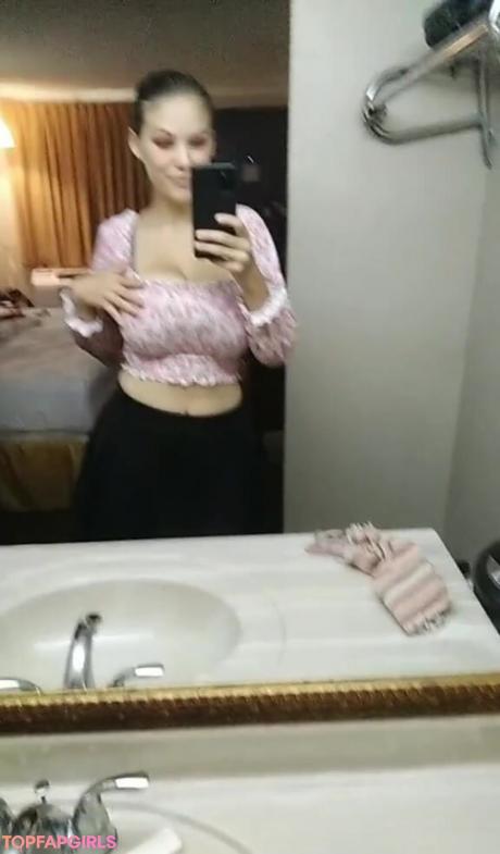 Snowbunny2299 nude leaked OnlyFans photo #108