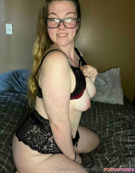 Thickmadaamfree nude leaked OnlyFans photo #152