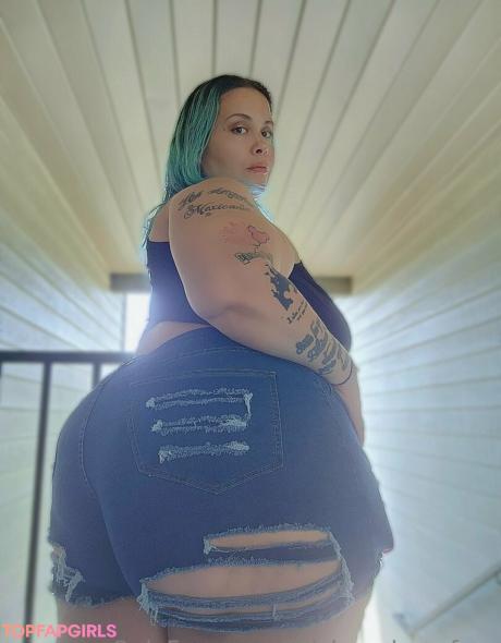 Thickmadaamfree nude leaked OnlyFans photo #99