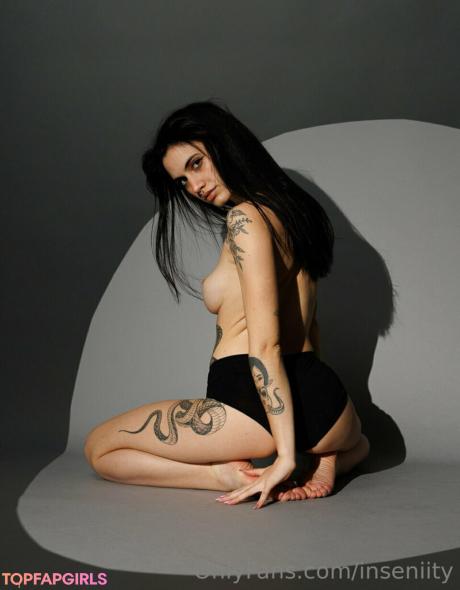 Inseniity nude leaked OnlyFans photo #1