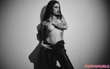 Inseniity nude leaked OnlyFans photo #10