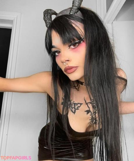 Portsmouth nude leaked OnlyFans photo #52