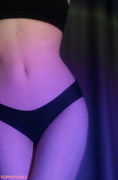 Guzelija nude leaked OnlyFans photo #10