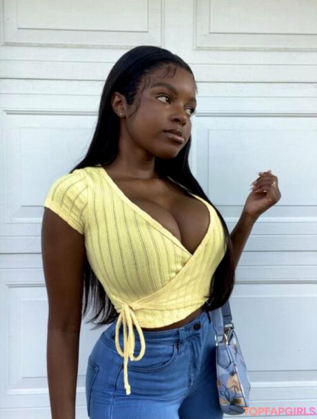 Niyanee nude leaked OnlyFans photo #4
