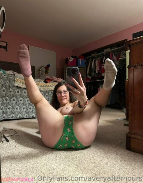 Averyafterhours nude leaked OnlyFans photo #200