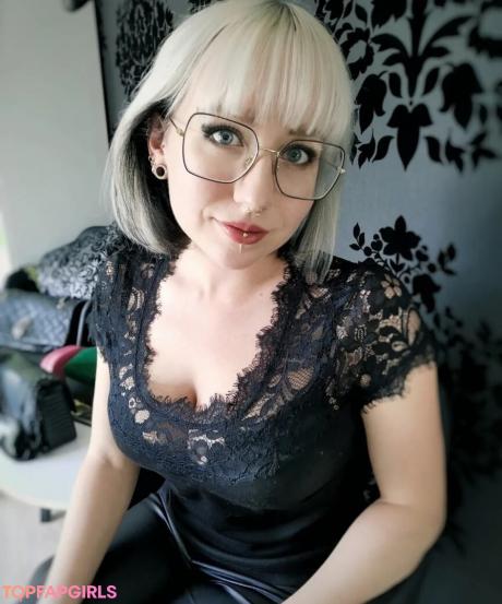 Methvespertine nude leaked OnlyFans photo #9