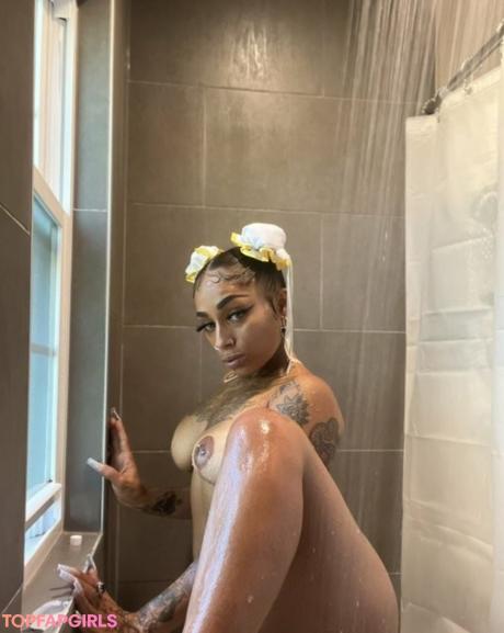 Helloomcfly nude leaked OnlyFans photo #40