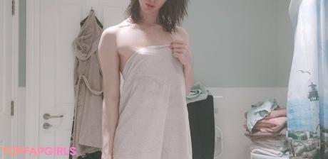 Snowboyxox nude leaked OnlyFans photo #76