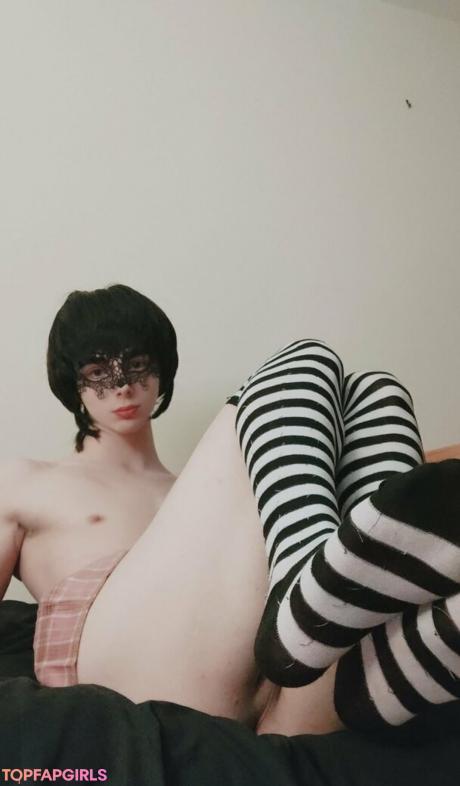 Snowboyxox nude leaked OnlyFans photo #83