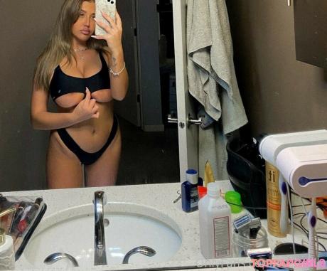 Rachel nude leaked OnlyFans photo #11
