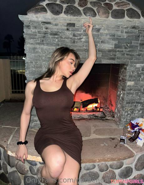 Gardenofemmarose nude leaked OnlyFans photo #137