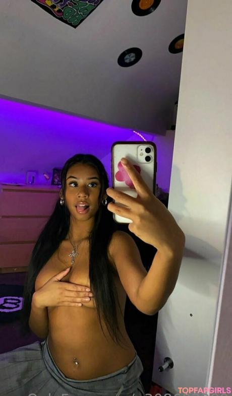 Yourkarina nude leaked OnlyFans photo #23