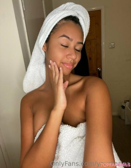 Yourkarina nude leaked OnlyFans photo #67