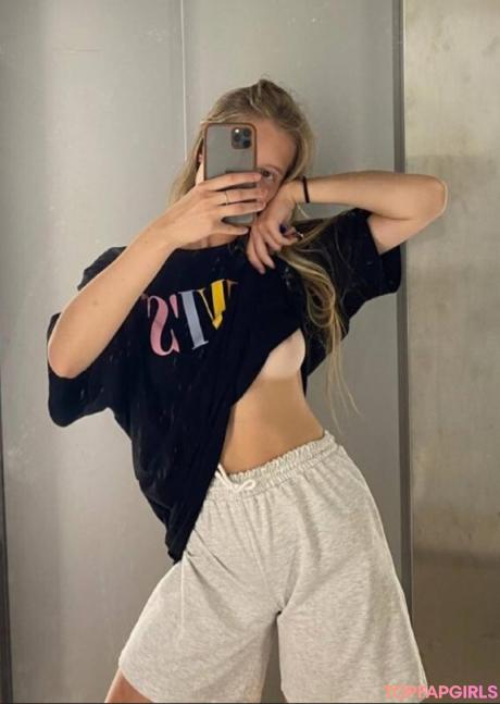 Alena nude leaked OnlyFans photo #124