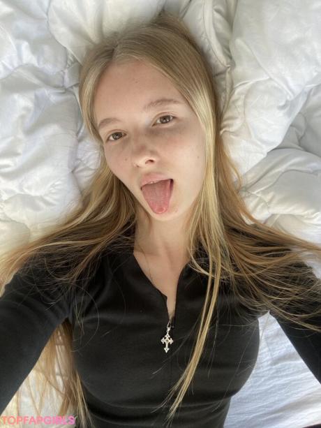 Alena nude leaked OnlyFans photo #267