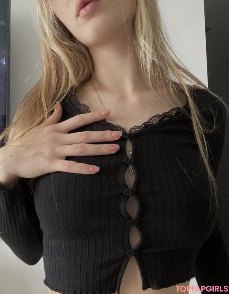 Alena nude leaked OnlyFans photo #270