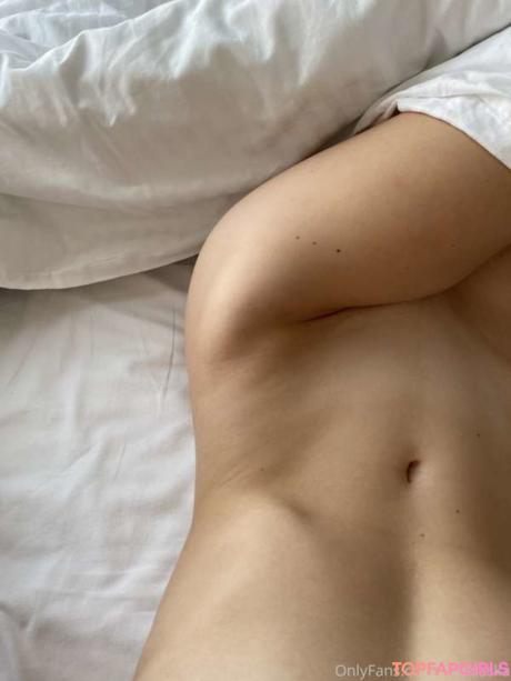 Alena nude leaked OnlyFans photo #401