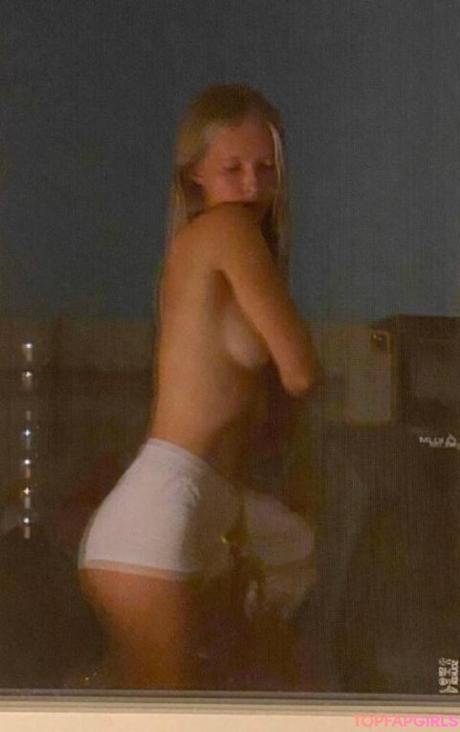 Alena nude leaked OnlyFans photo #78