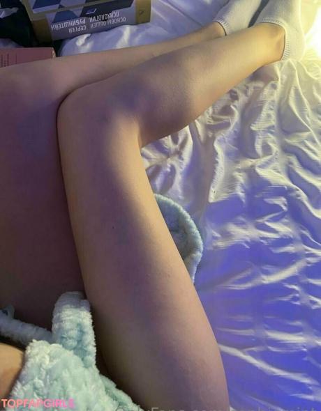 Sophiebbface nude leaked OnlyFans photo #13