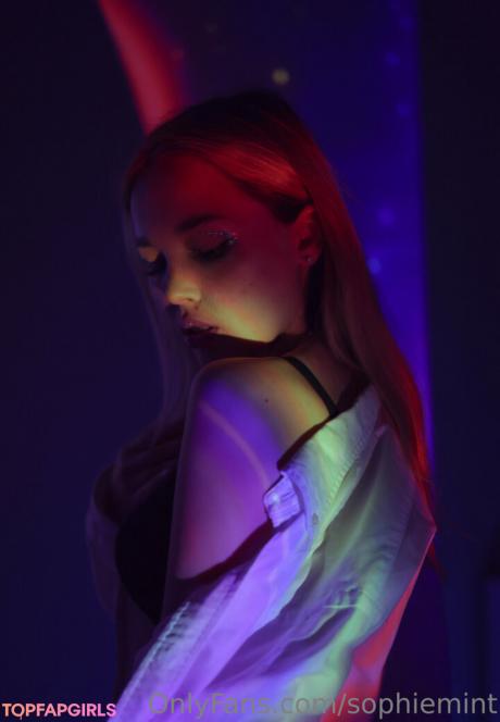 Sophiebbface nude leaked OnlyFans photo #27