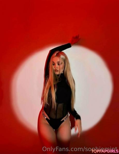 Sophiebbface nude leaked OnlyFans photo #4