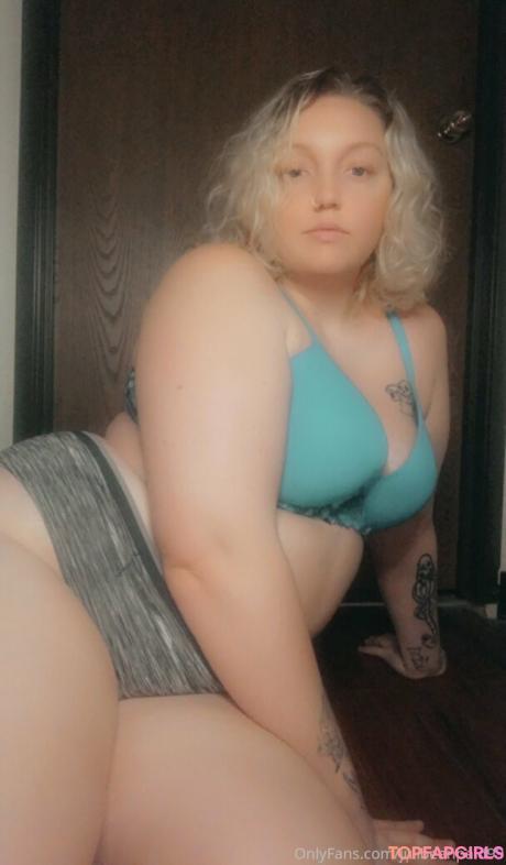 Julibeanpaid99 nude leaked OnlyFans photo #2