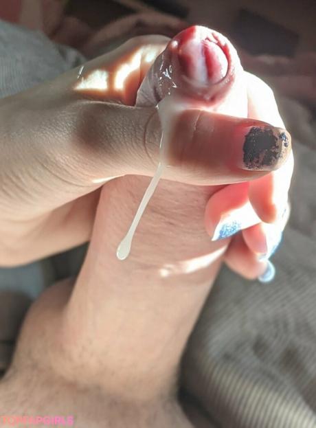 Mari4Money nude leaked OnlyFans photo #22