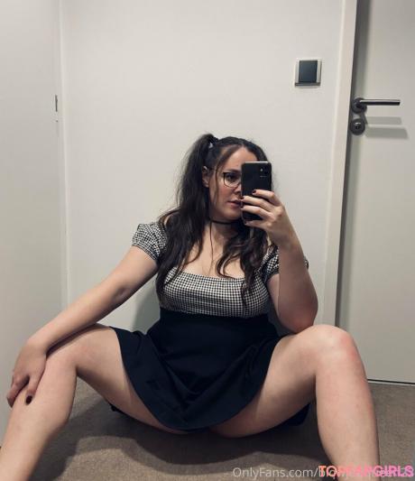 Bjqueen23 nude leaked OnlyFans photo #32