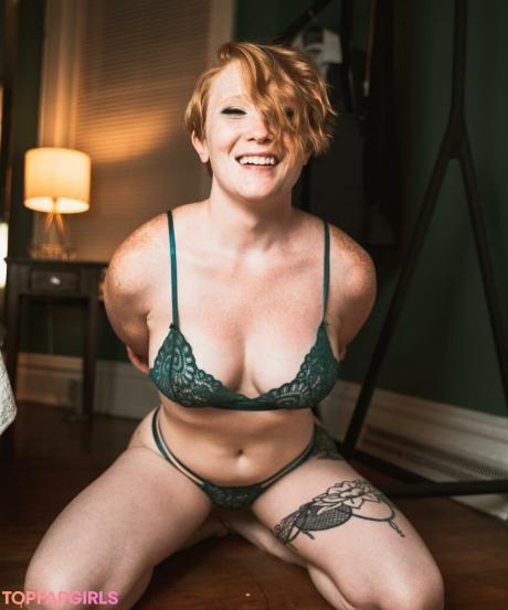 Izzabella nude leaked OnlyFans photo #2