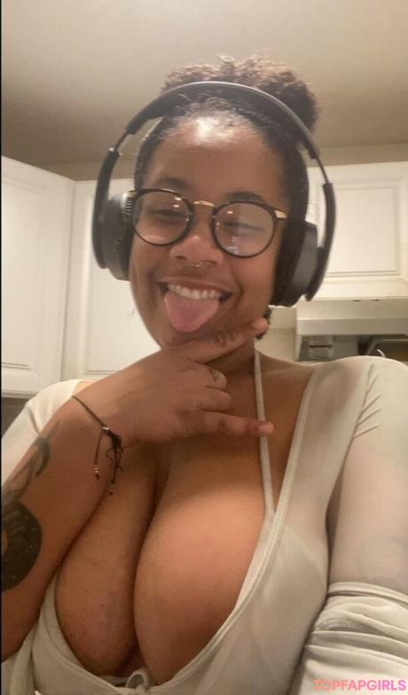 Elusivemulatto nude leaked OnlyFans photo #49