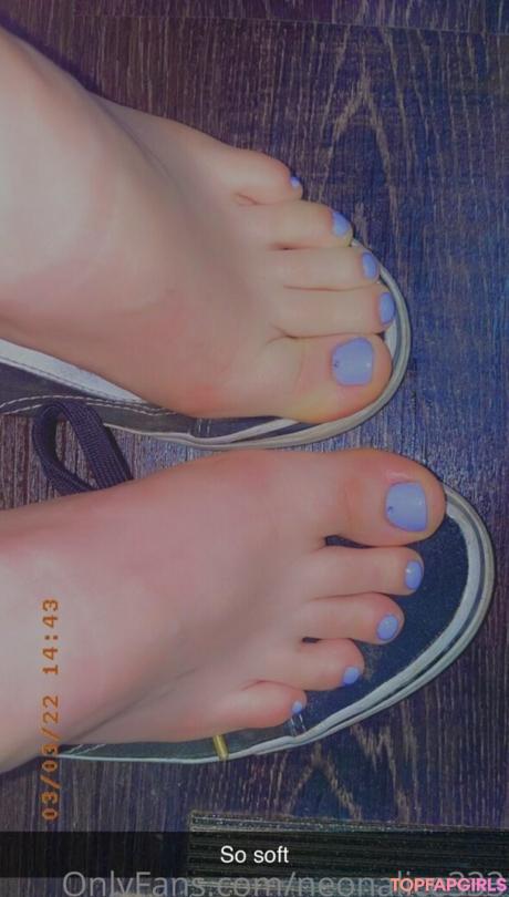 Neonalice333 nude leaked OnlyFans photo #109