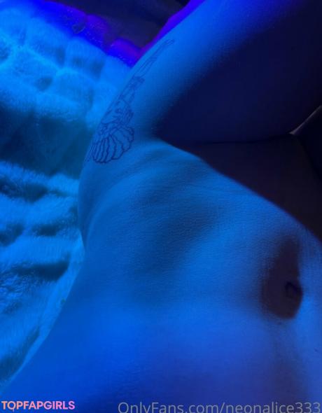 Neonalice333 nude leaked OnlyFans photo #113