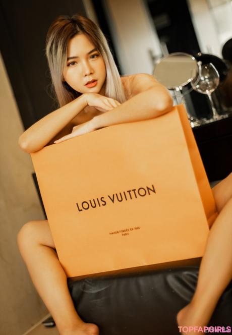 Baibaifern nude leaked OnlyFans photo #19