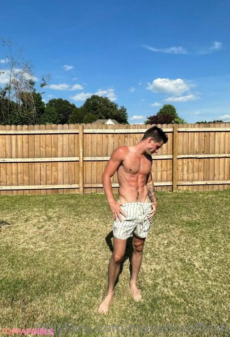 Maxpriceofficial nude leaked OnlyFans photo #1
