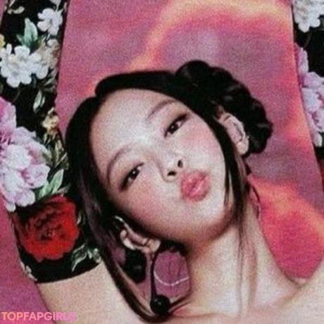 Jennie nude leaked OnlyFans photo #8