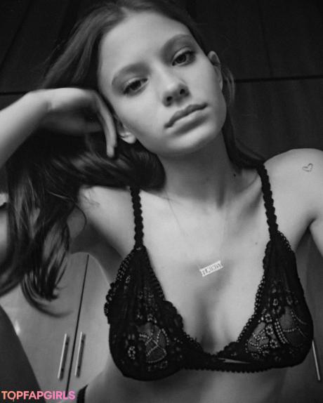 Victoria nude leaked OnlyFans photo #102
