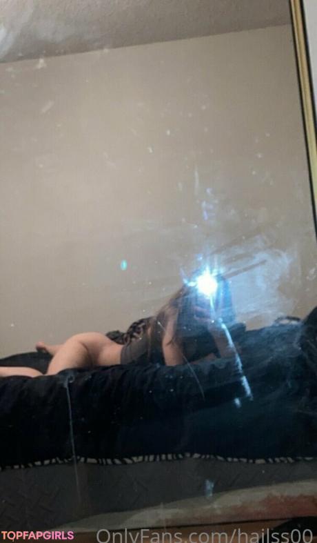 Hailss00 nude leaked OnlyFans photo #30