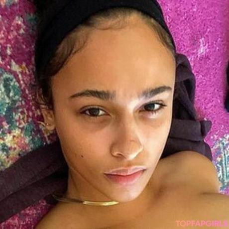 Sarina nude leaked OnlyFans photo #12
