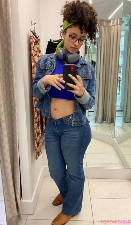 Sarina nude leaked OnlyFans photo #128
