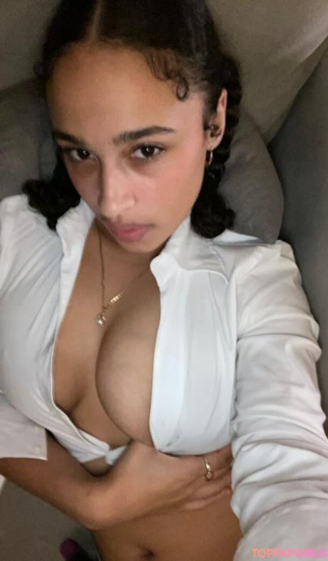Sarina nude leaked OnlyFans photo #28